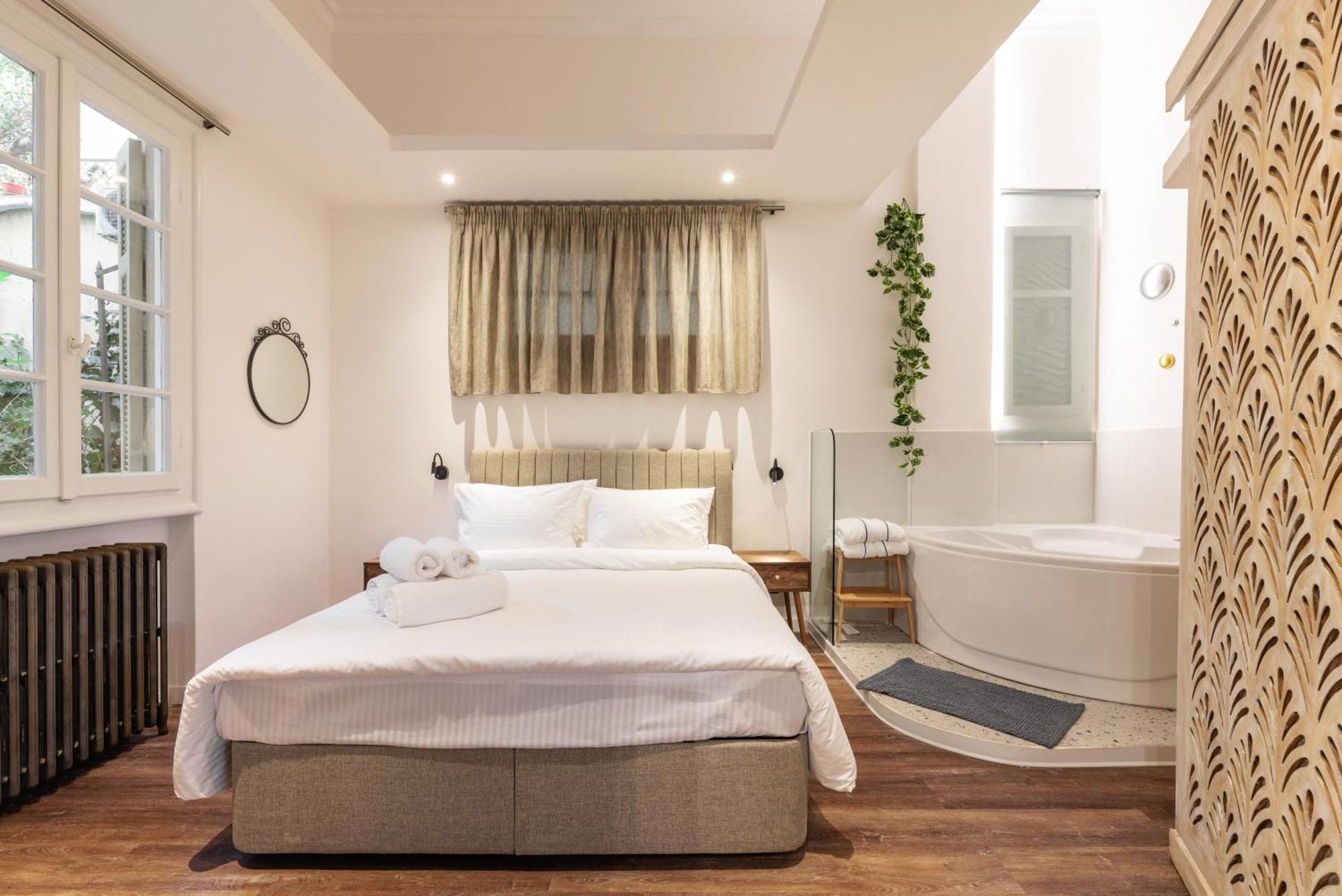 Couple-In Magical Suite With Jacuzzi Thessaloníki Eksteriør bilde